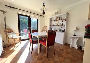 Photo 21- click for photo gallery